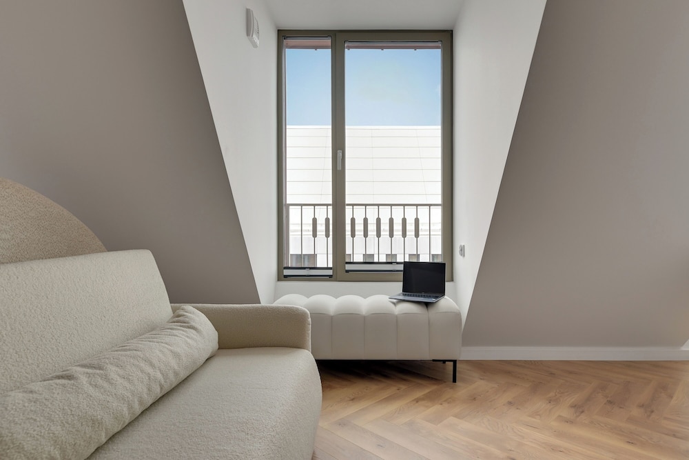 Granaria Premium River View by Downtown Apartments