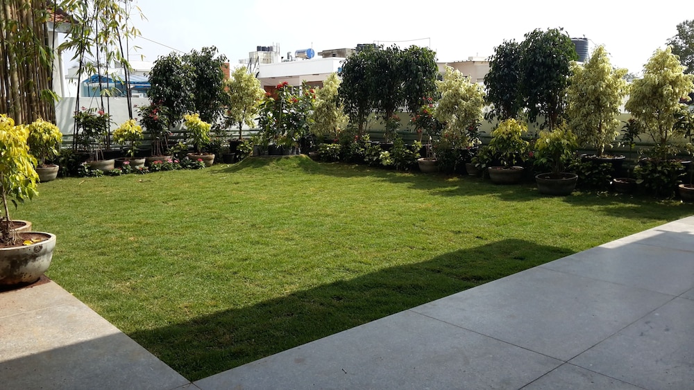 Ixora Suites
