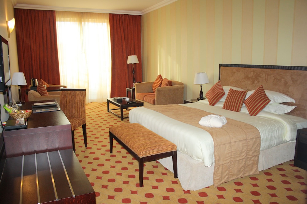 Abu Dhabi Vacations - Grand Continental Hotel - Property Image 42