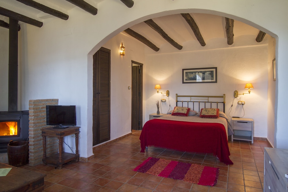 Alqueria de los Lentos