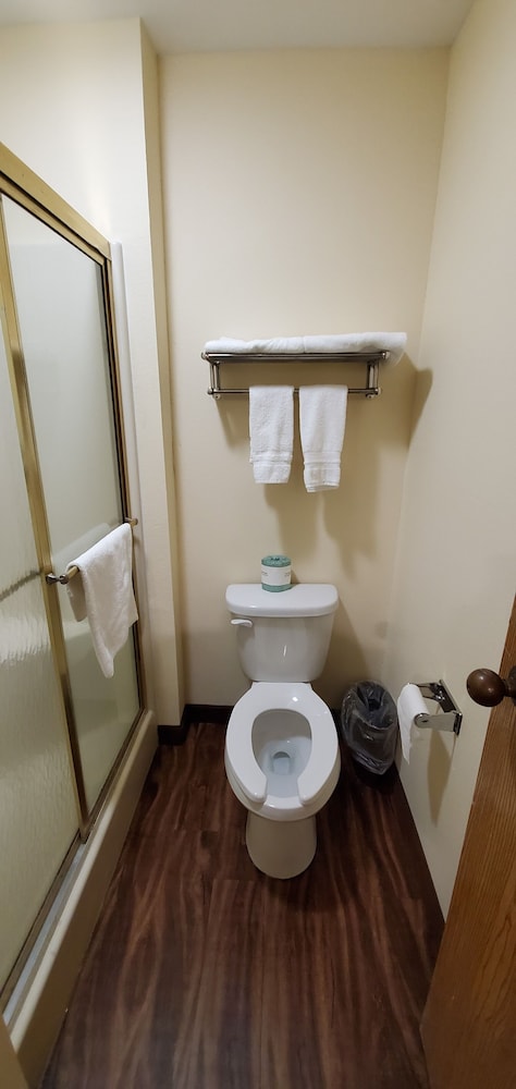 Travel Inn & Suites - Sikeston/Miner (i-55 Exit-67)