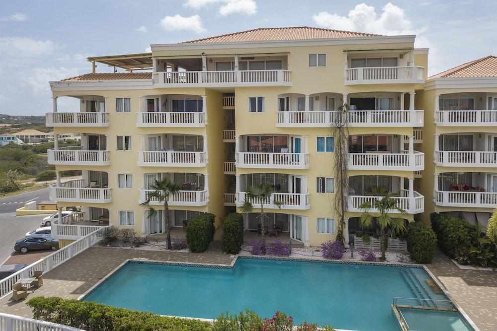 Blue Bay Apartments