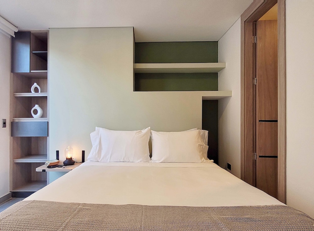 w Charming 3BR w Amazing Deco in Medellin