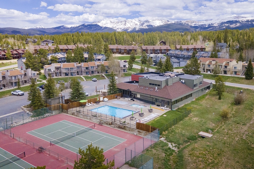 Fraser Vacations - The Pines At Meadow Ridge 42-7 3 Bedroom Condo by RedAwning - Property Image 2