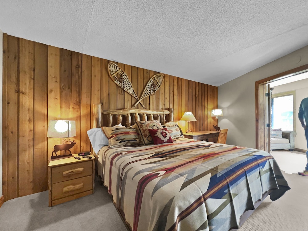 SkyRun Copper Mountain Resort Vacation Lodging