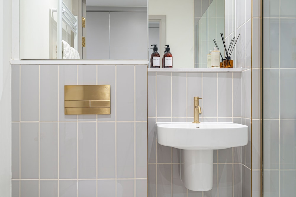 The Eades Store Projects Studio