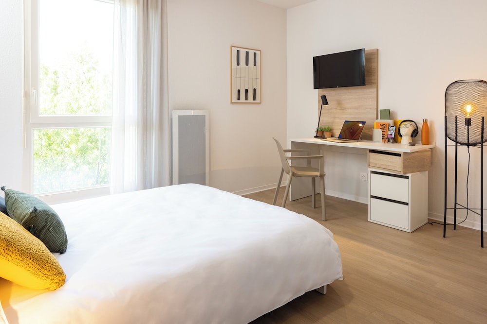 Montpellier Vacations - Apparteo Montpellier - Property Image 29