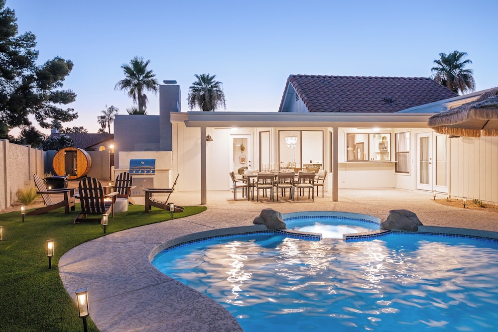 Solara - Pool & Spa - Sauna & Cold Plunge