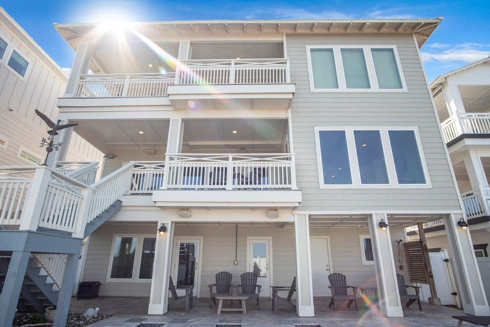 It'll Do by Silver Sands Vacation Rentals view 3