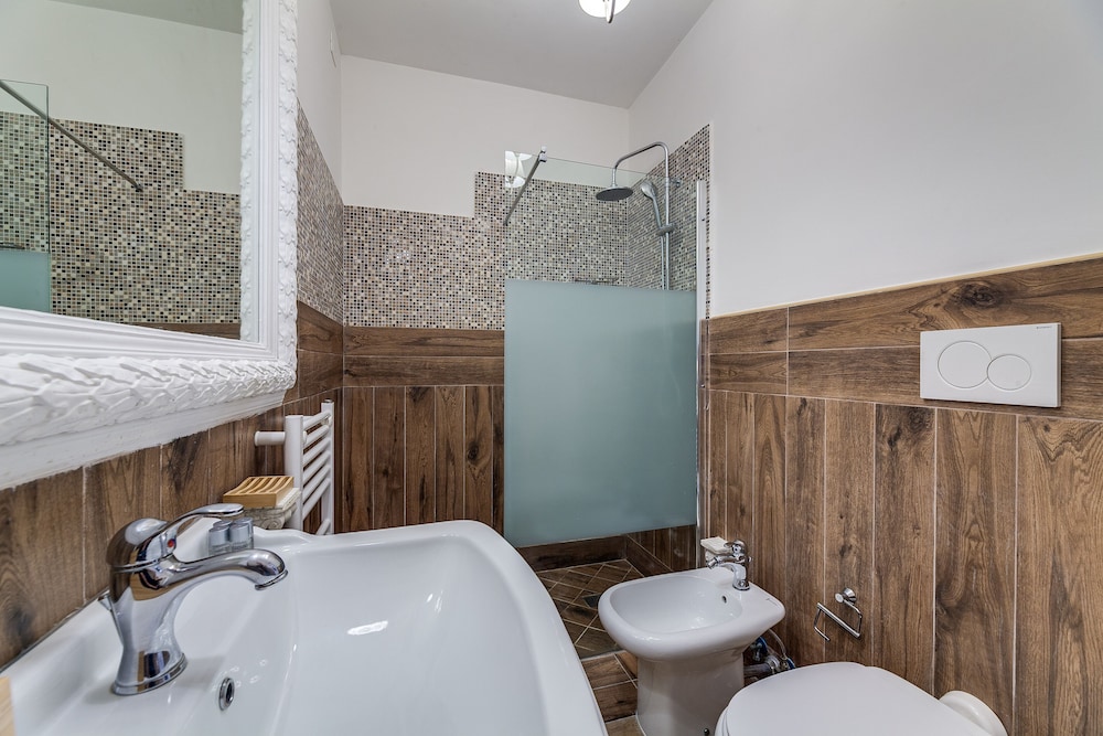 amiri suites