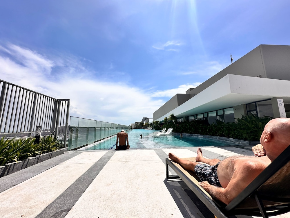 Sum Condotel Luxury
