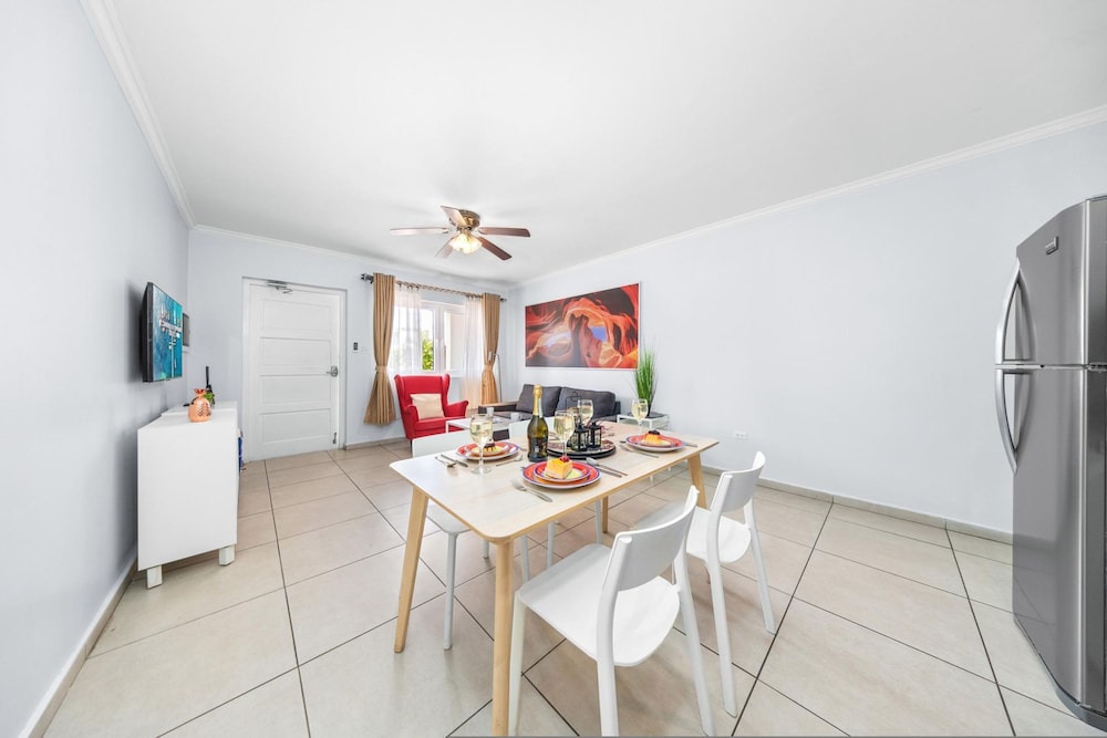 Charming 1br1ba Condo Steps From Eagle Beach