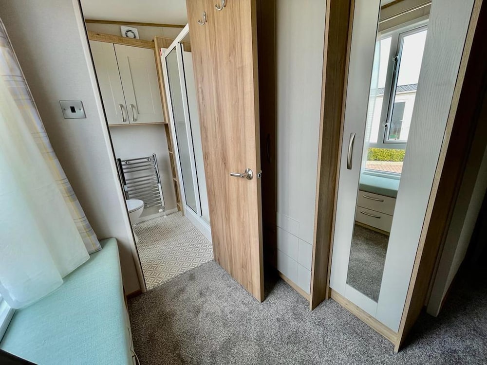 Prime Location 3-bed Chalet in Seal Bay, Selsey view 3