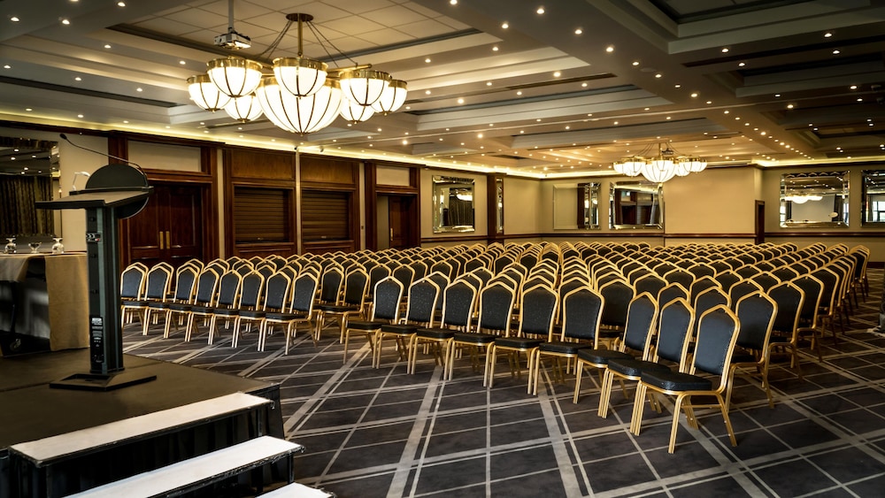 Limerick Vacations - Castletroy Park Hotel Suites - Property Image 7