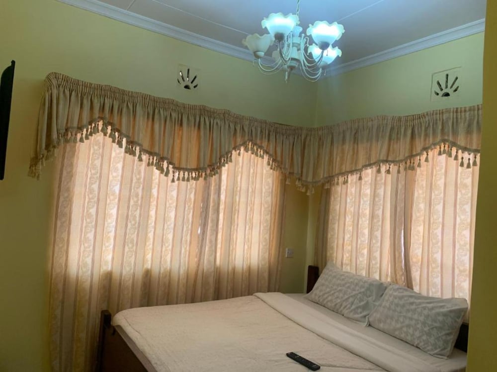 Homestay Executive Accommodation view 5