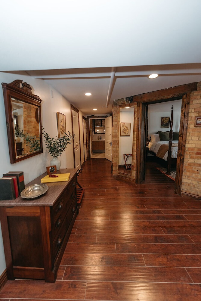 Ellerbeck Mansion Bed & Breakfast