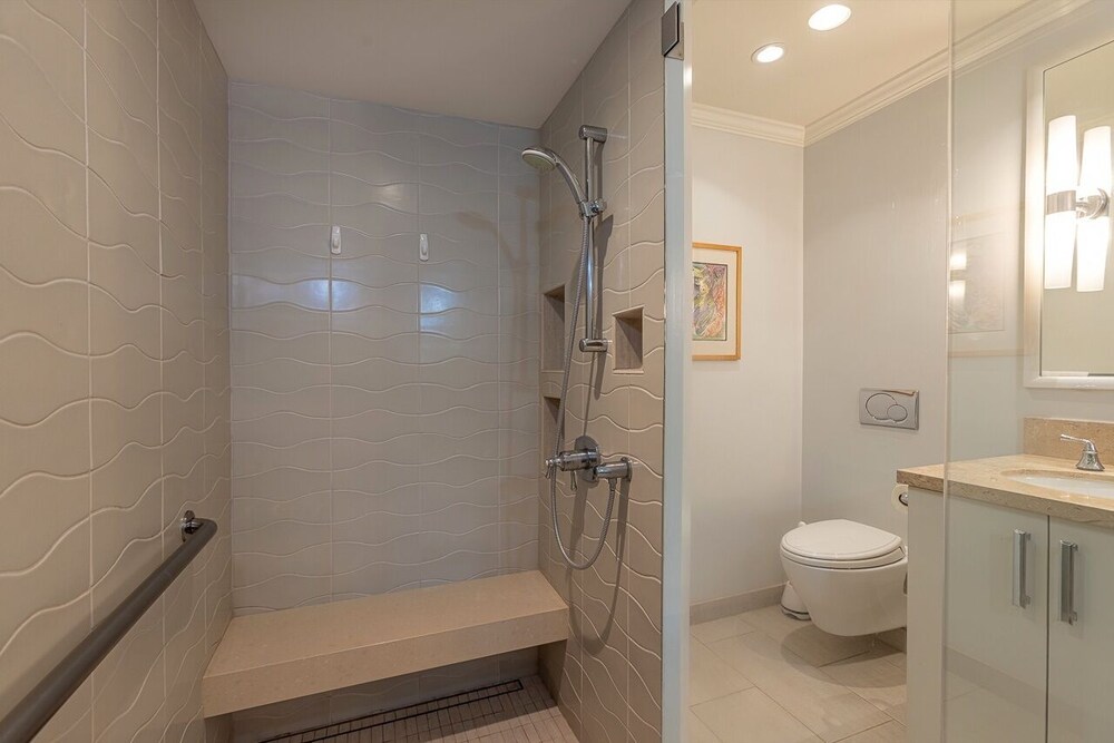Maalaea Surf B1 2 Bedroom Condo
