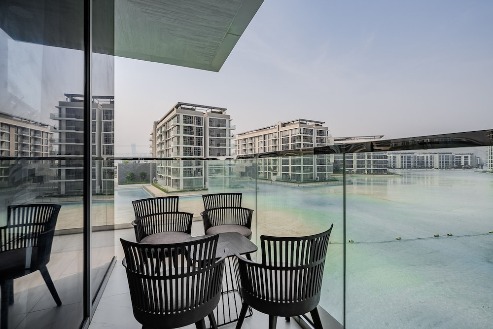 Residence 11 203 in Dubai