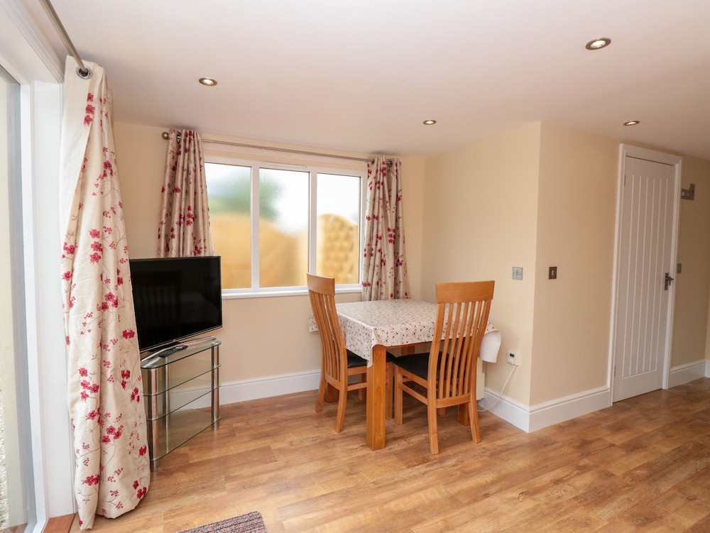 Eastdown Annexe view 5