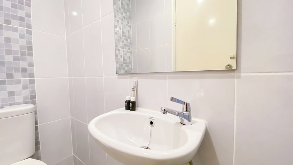 Cozy Minimalist Studio Apartment Tokyo Riverside Pik 2