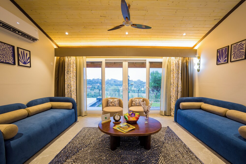 Elivaas Esh Cottage Willow | Hillside 1-room With Lush Garden, Common Pool Location