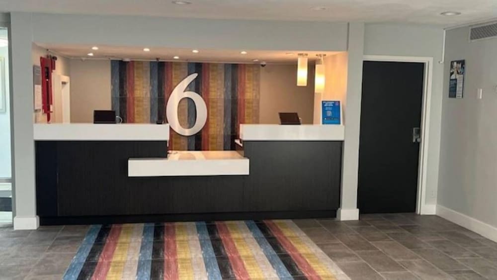 Studio 6 Suites Norcross, GA