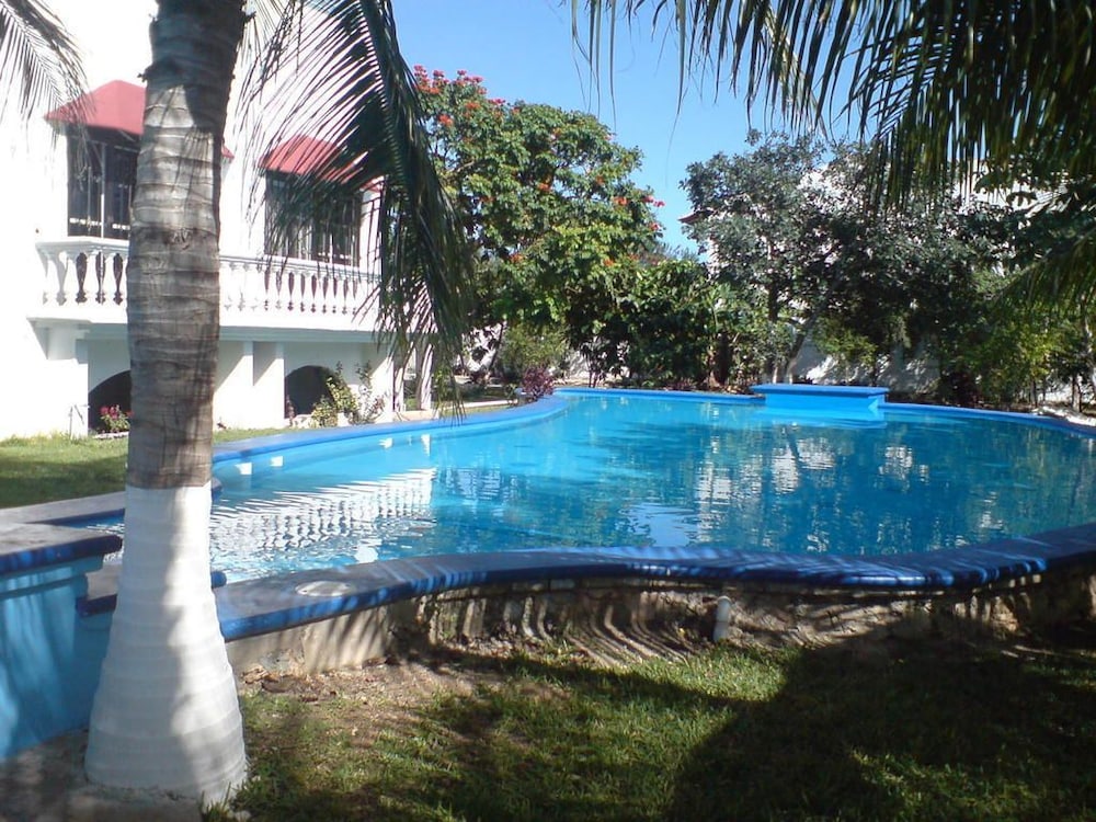 Mansion Giahn Inn