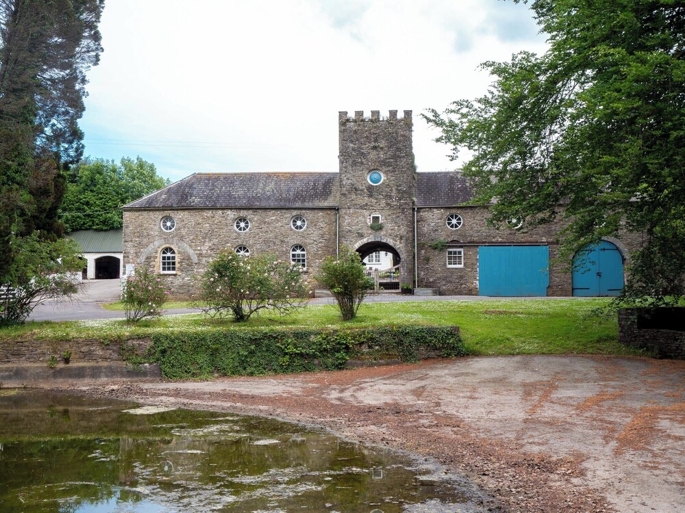 The Old Carriage Court