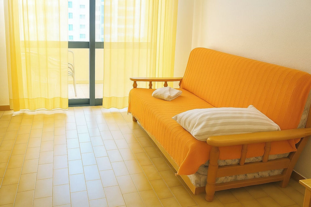 Praia da Rocha 1 Bedroom Apartment With Balcony