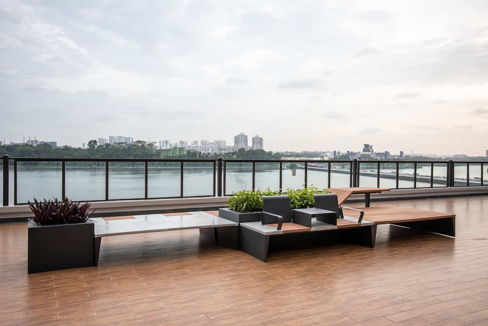 2BR R&F Phase2, CIQ R&F Mall, Free Parking
