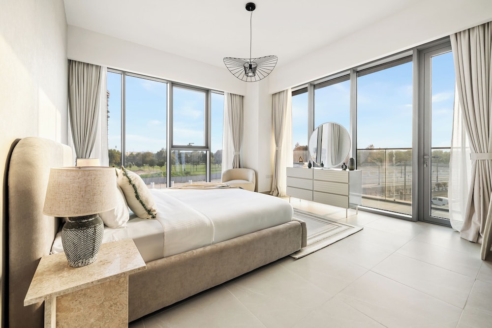 2BR Apartment Near Downtown Dubai Mall