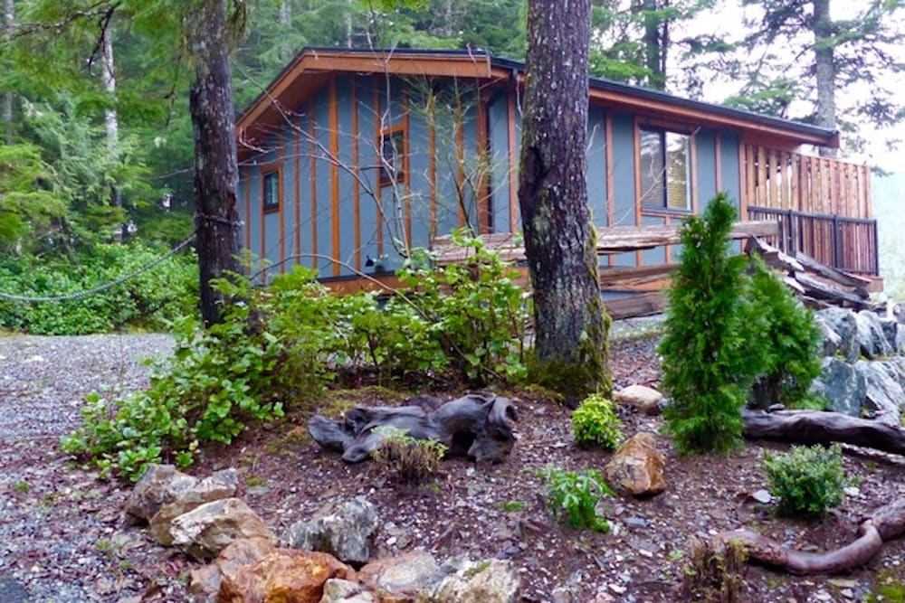 The Great Escape Secluded with Hot Tub
