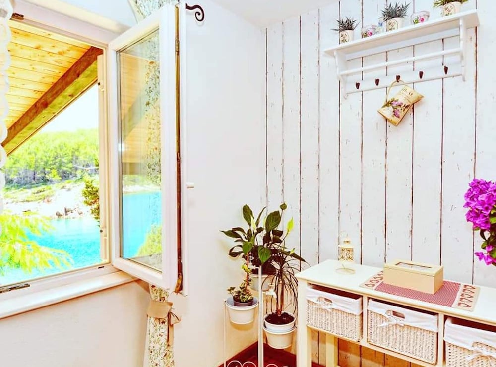 Blissful Bay Apartments Vrboska