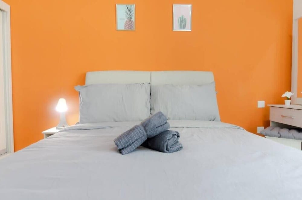 A Stylish & Cozy Suite in Suasana JB