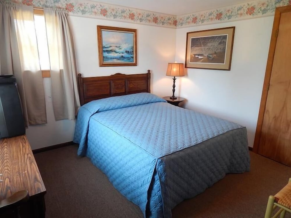 Leona's Motel