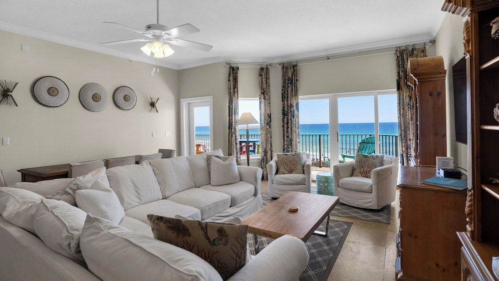 Legacy 303: Beachfront Retreat on 30a!