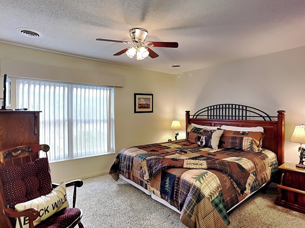 Hilltop Paradise by Jackson Mountain Rentals
