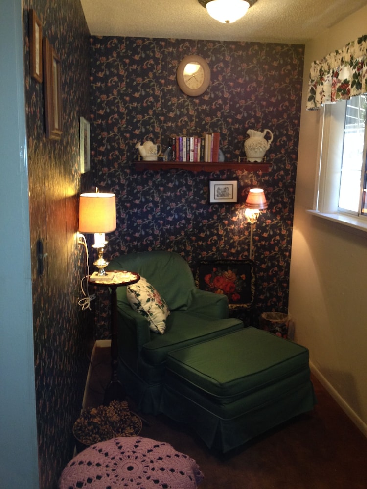 Mountain Haven Inn - Property Image 35