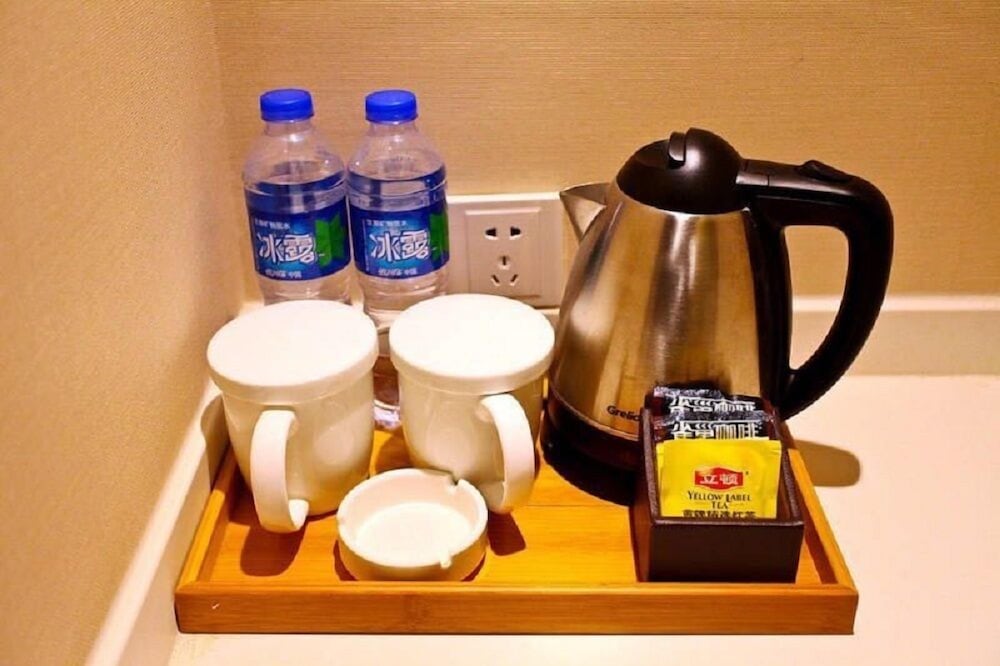 Quan Ji Hotel
