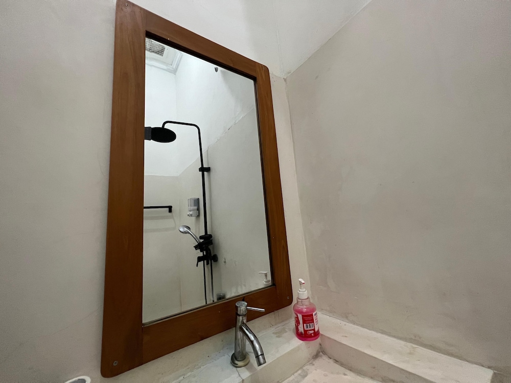 Wanderlust Hostel Kuta Mandalika