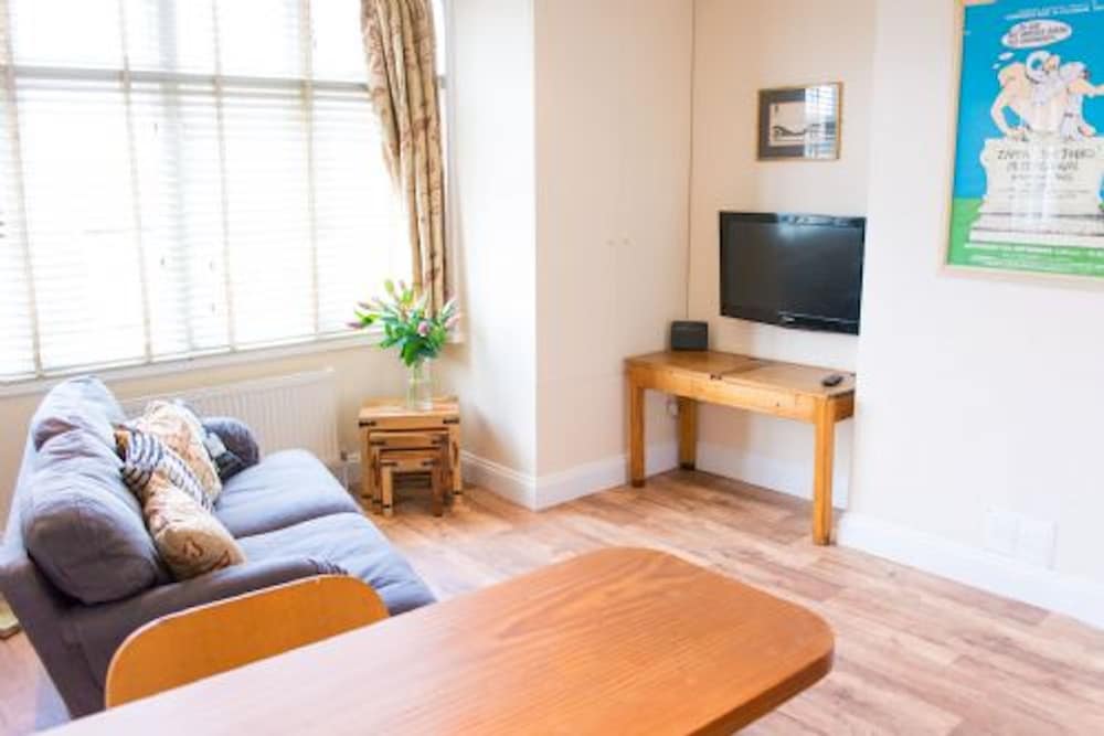 Host Stay Apartment 3 York Terrace