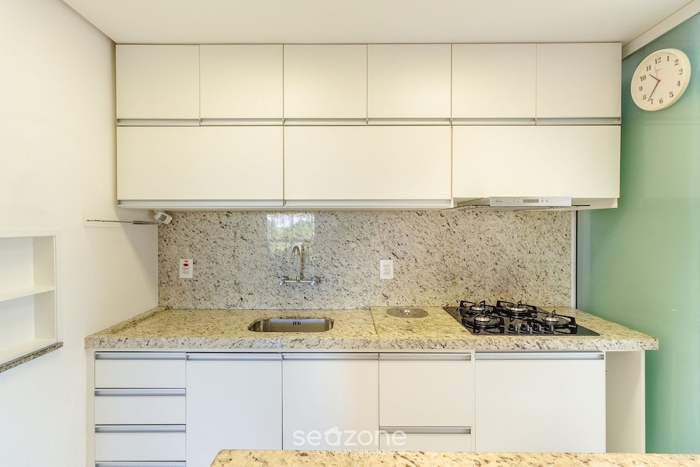Beautiful Apartment With Barbecue in PoA Rps0460