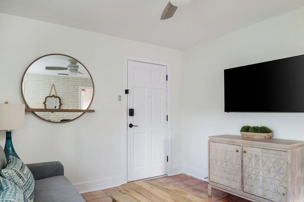Haleys Court Boutique Motel