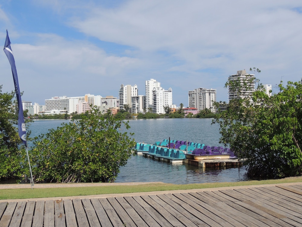 ZleepAway - Condado 63