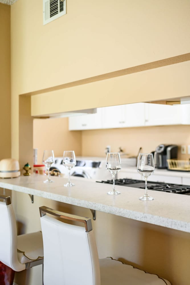 Cozy Getaway Bright Clean Fully Equipped