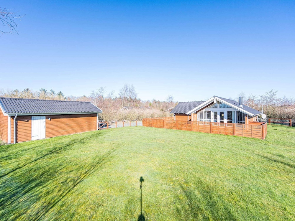 6 Person Holiday Home in Hemmet