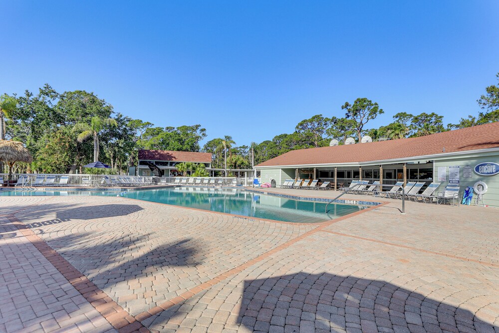 3 Mi to Nokomis Beach: Resort Home in Florida