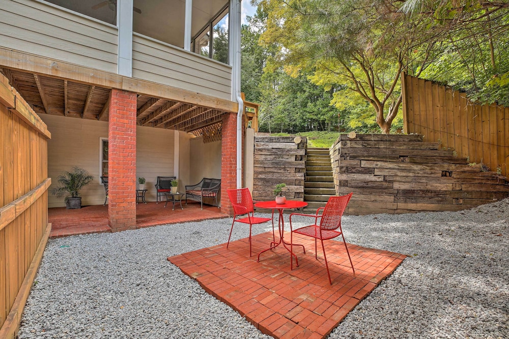 Quiet Mableton Home, Near Six Flags + Truist Park!