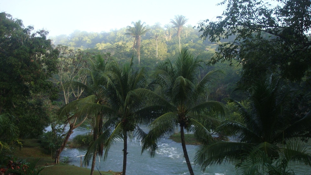 Mahogany Hall Boutique Resort