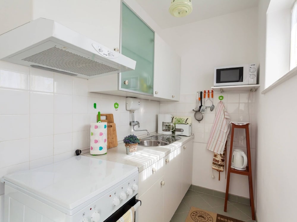 Cosy Apartment in Malinska With Barbecue view 5